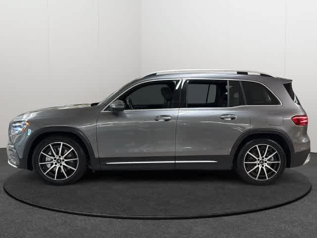 Certified 2026 Mercedes-Benz GLB 35 AMG 4MATIC image 3