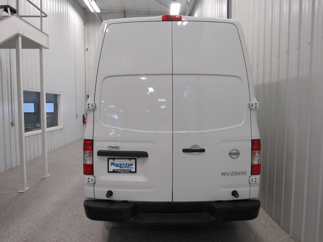 Used 2021 Nissan NV 2500 SV RWD image 12