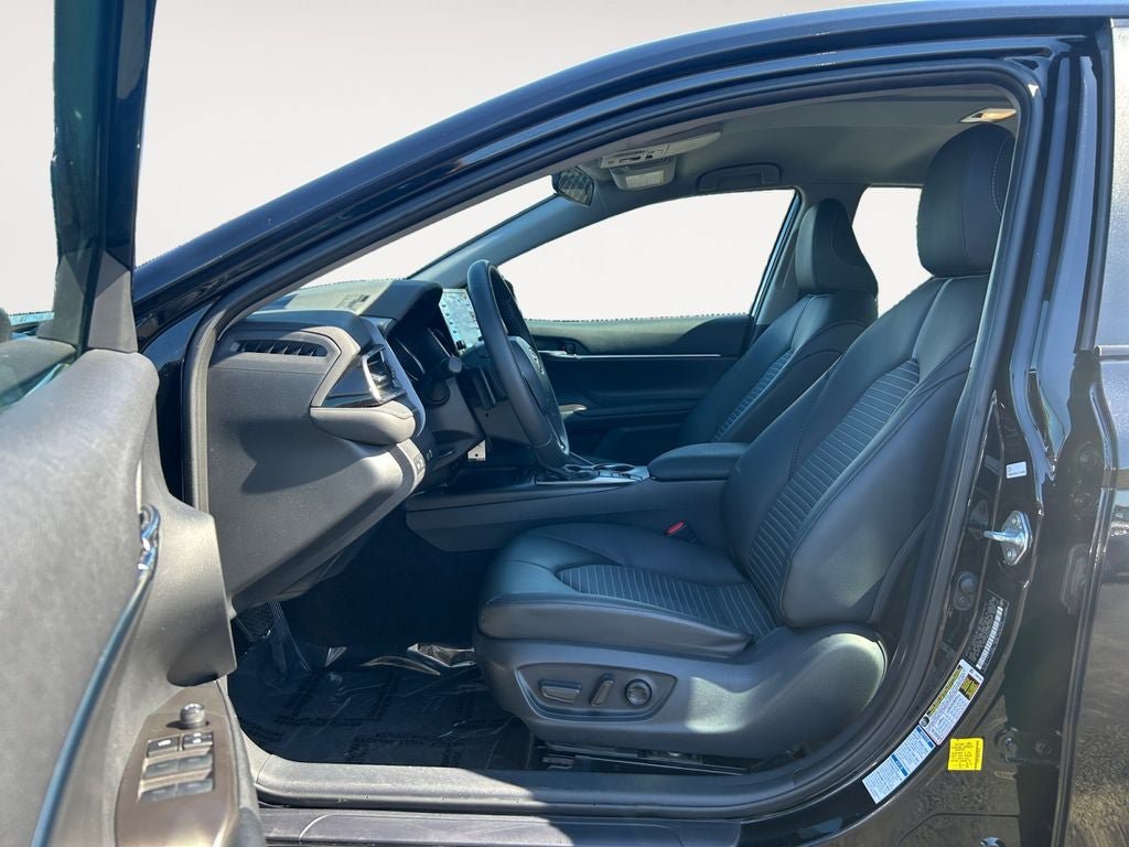 Used 2024 Toyota Camry SE AWD/4WD image 15