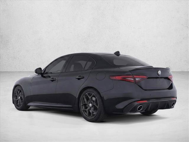 Used 2021 Alfa Romeo Giulia Sprint w/ Nero Edizione RWD image 5