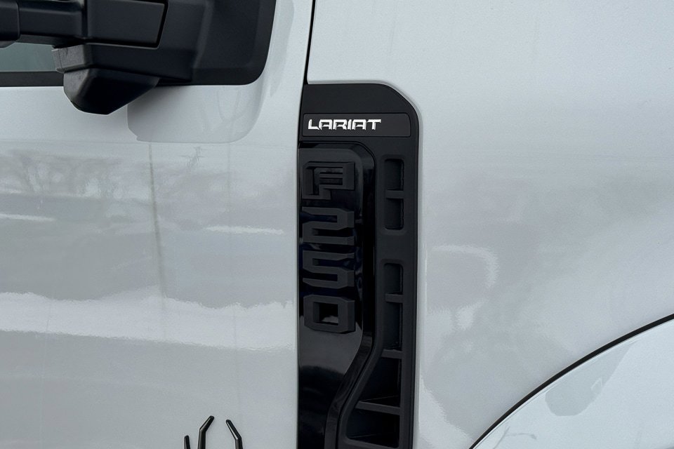 New 2026 Ford F250 Lariat w/ Black Appearance Package image 12