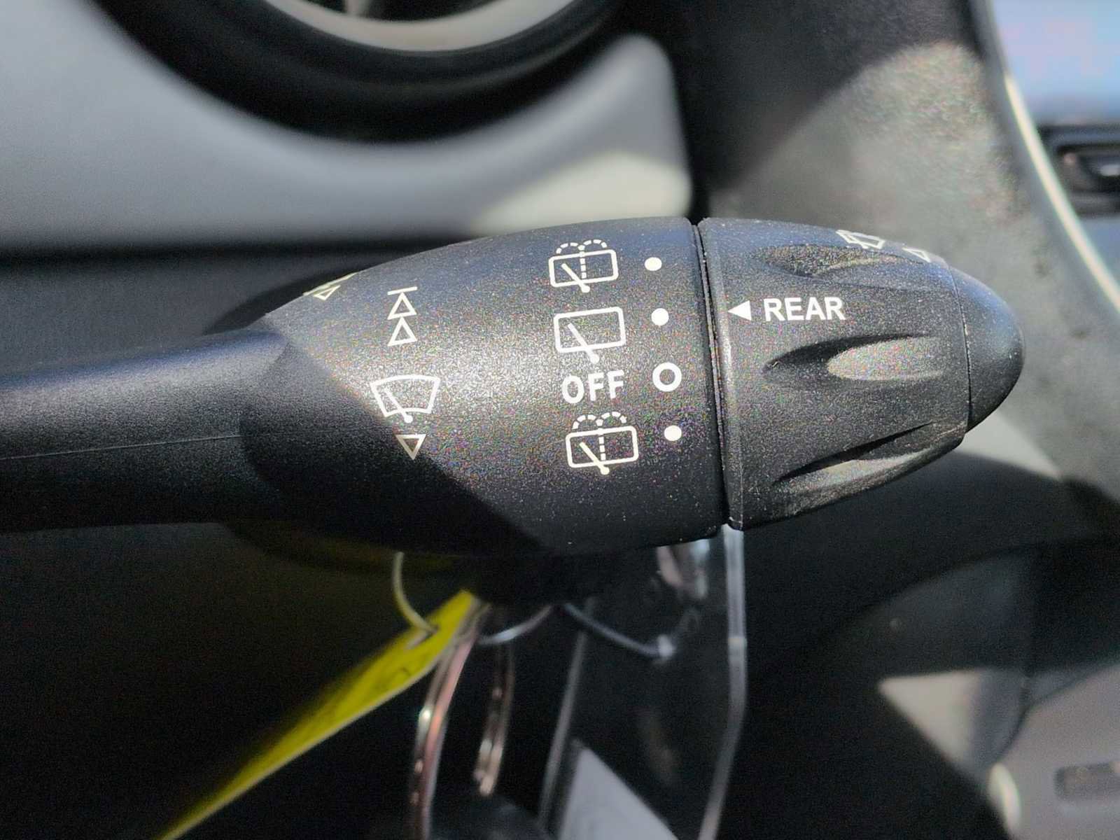 Used 2011 MINI Cooper Hardtop image 25