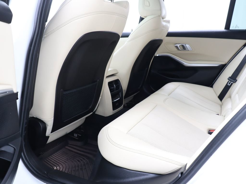 Used 2023 BMW 330i Sedan RWD image 32