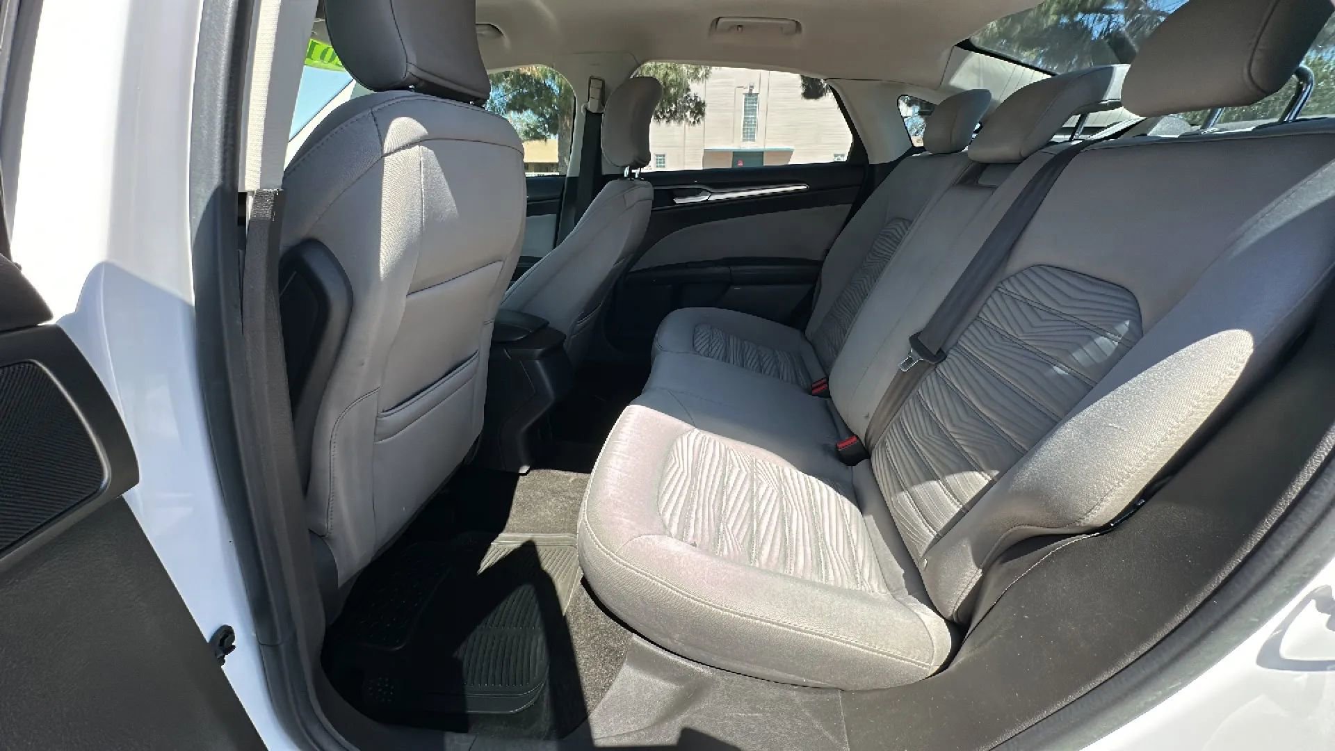Used 2016 Ford Fusion S FWD image 9