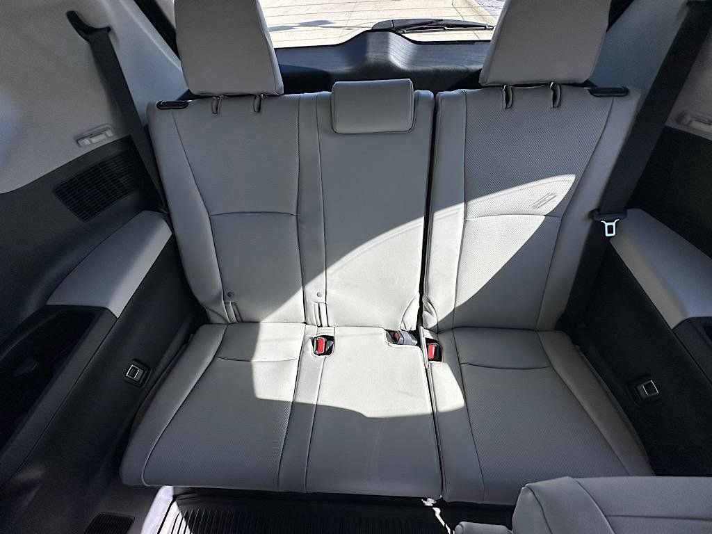 New 2026 Toyota Grand Highlander XLE AWD/4WD image 11