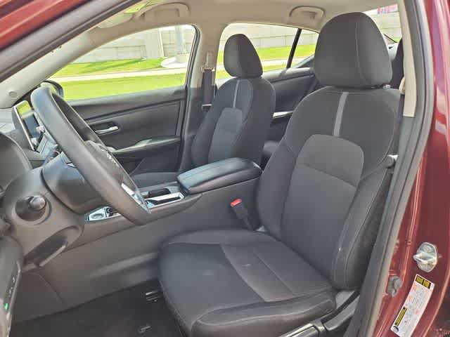 Used 2024 Nissan Sentra SV FWD image 14