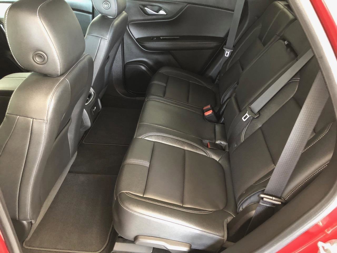 Used 2023 Chevrolet Blazer LT w/ LPO, Black Grille Bar Package image 8