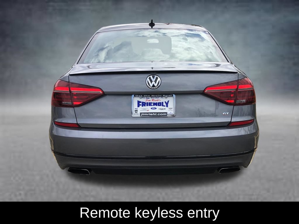 Used 2018 Volkswagen Passat 3.6 FWD image 7