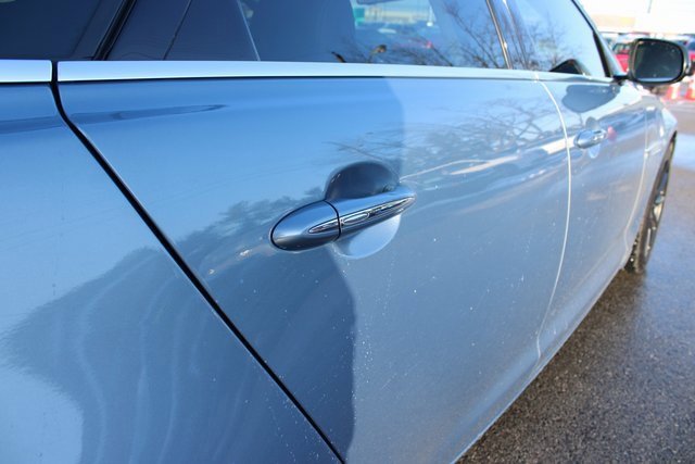 Used 2013 Jaguar XJ AWD image 45