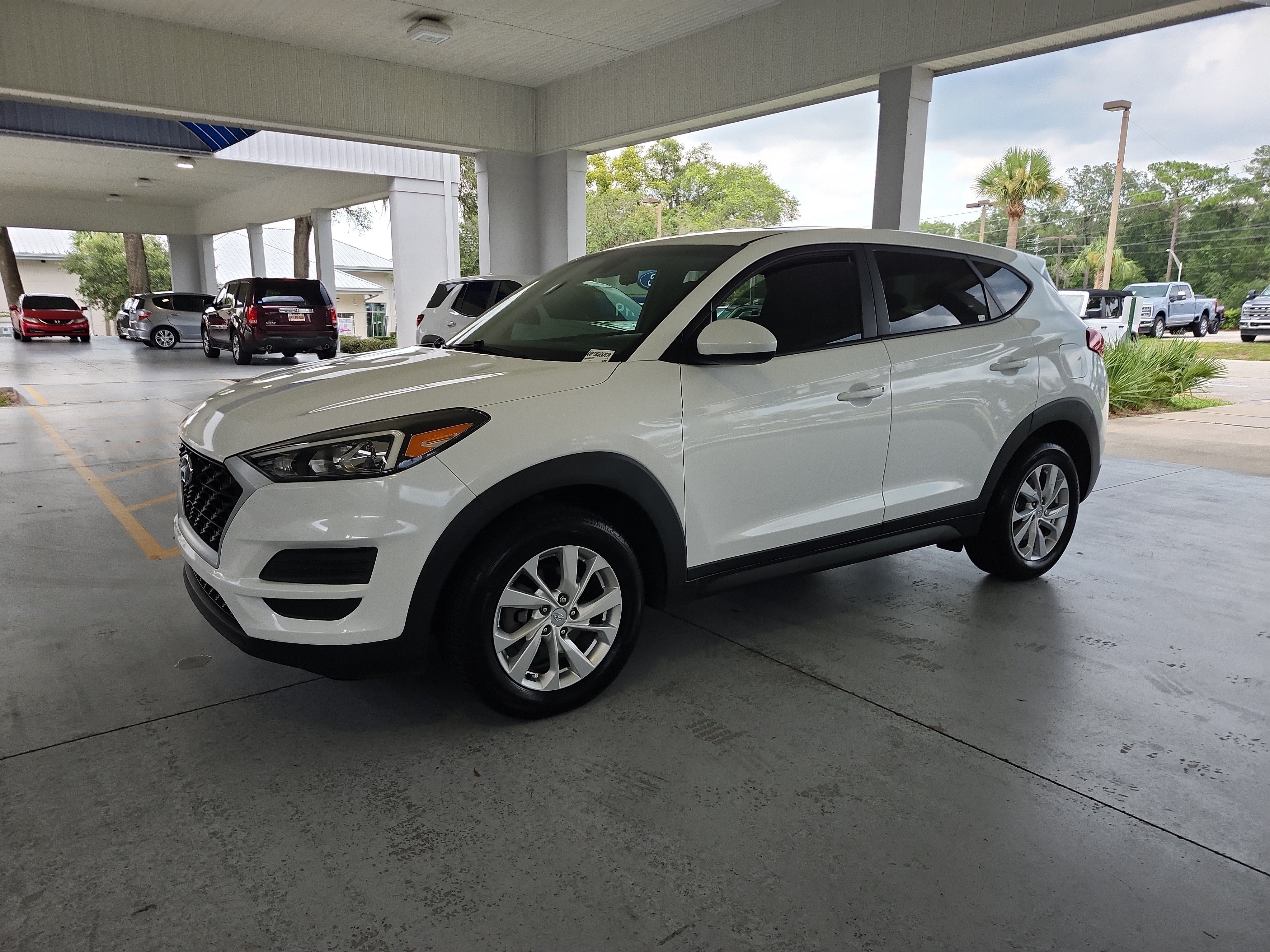 Used 2021 Hyundai Tucson SE w/ Cargo Package FWD image 1