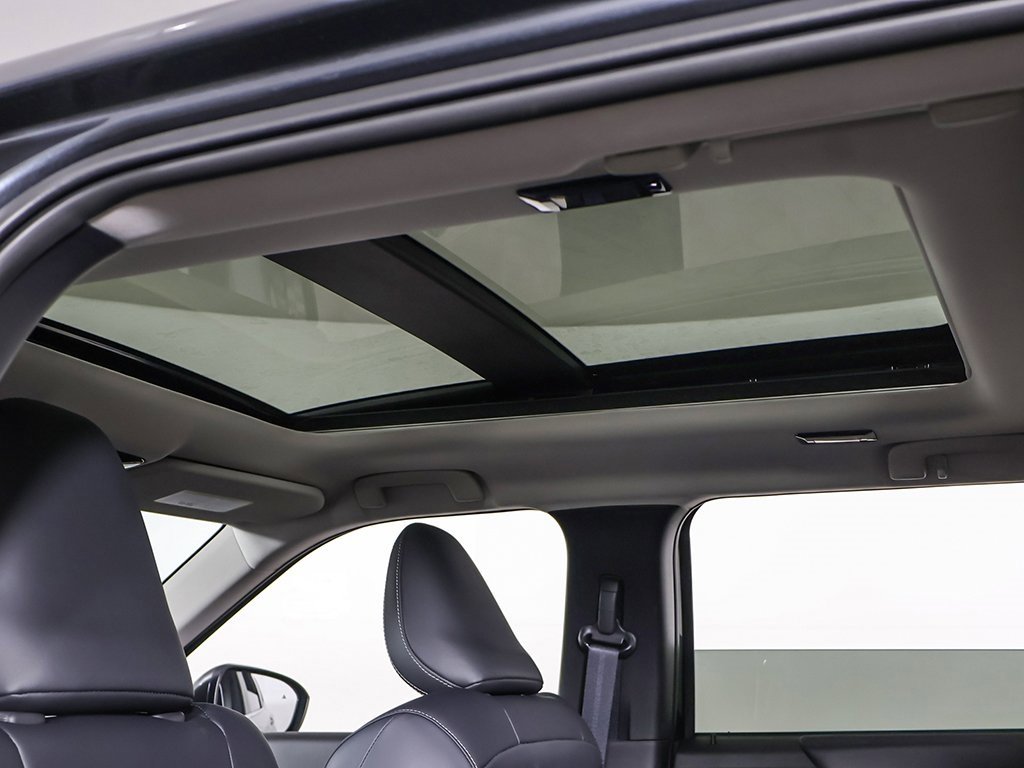 New 2025 Mitsubishi Outlander SE image 20