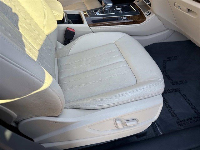 Used 2018 Audi Q5 Prestige w/ Prestige Package image 10