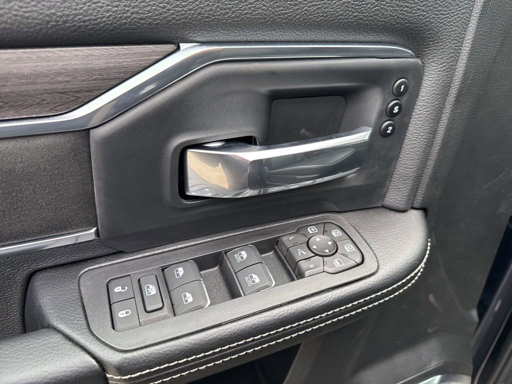 New 2026 RAM 2500 Laramie AWD/4WD image 22