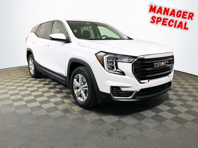 Used 2024 GMC Terrain SLE image 1