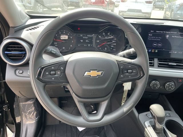 New 2026 Chevrolet Trax LS w/ LS Convenience Package FWD image 14