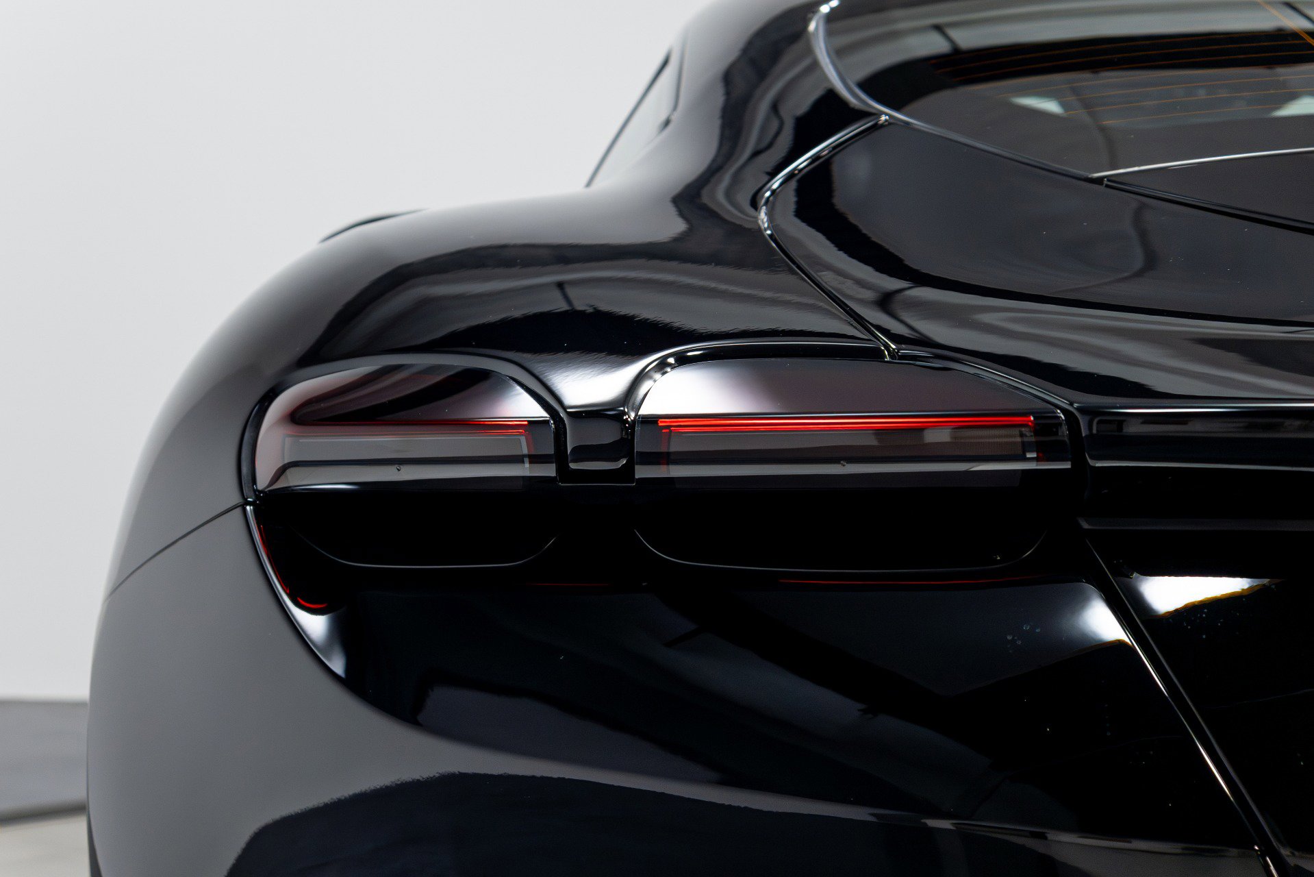 Used 2022 Ferrari Roma image 60