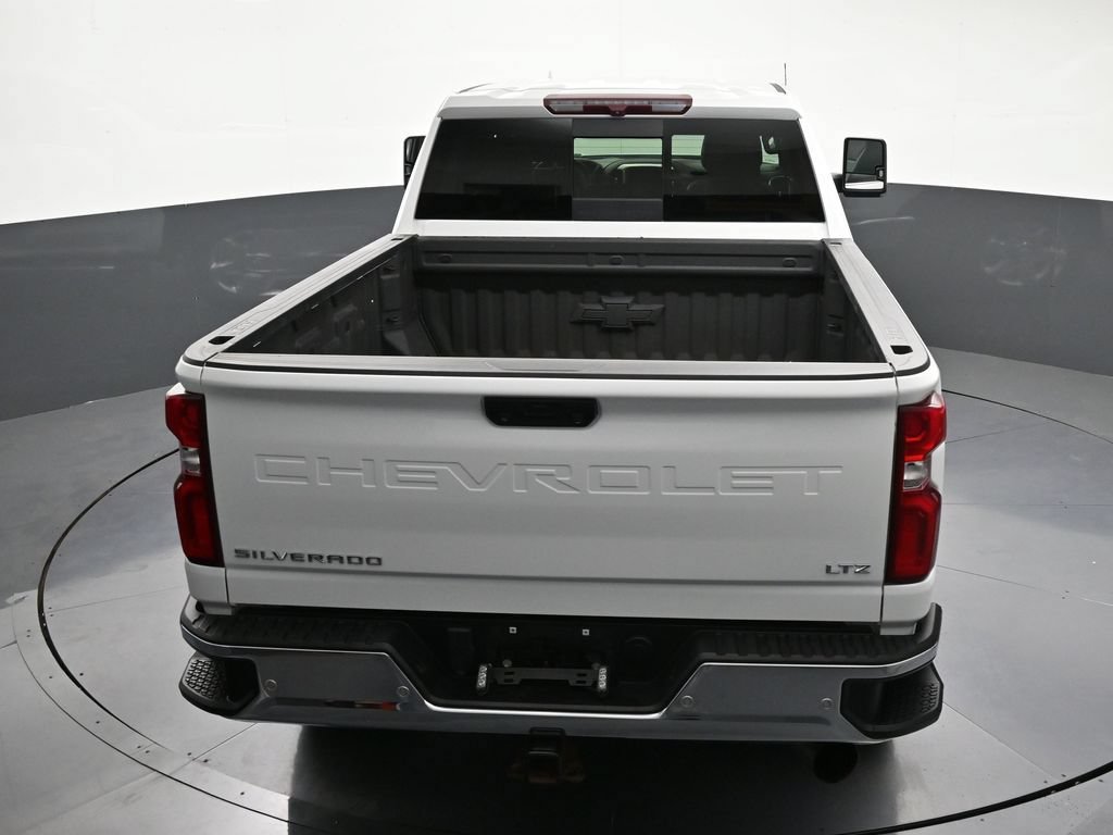 Used 2022 Chevrolet Silverado 2500 LTZ w/ LTZ Plus Package AWD/4WD image 18