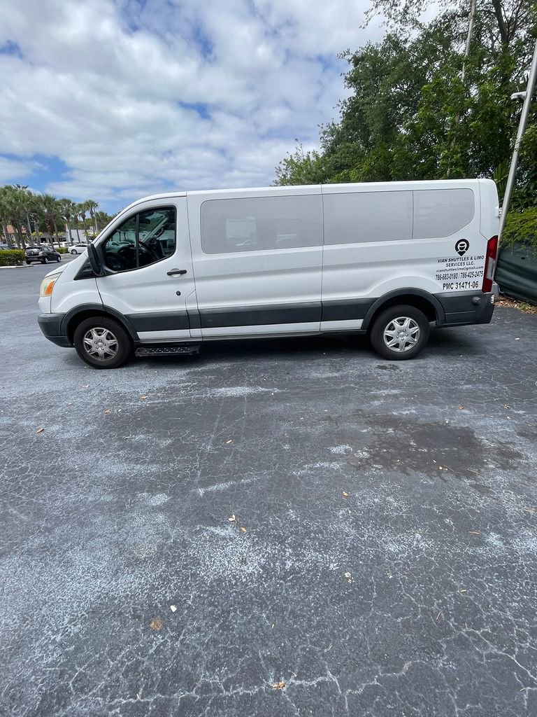 Used 2016 Ford Transit 350 XLT RWD image 5