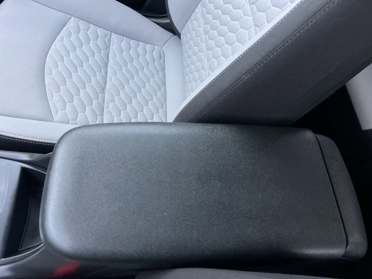 Used 2021 Chevrolet Equinox LS w/ LS Convenience Package FWD image 21