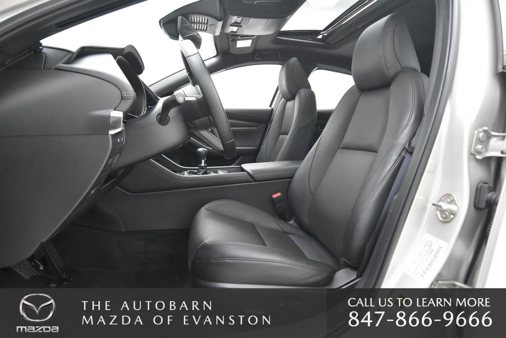 Certified 2025 MAZDA MAZDA3 2.5 S Hatchback w/ Appearance Package FWD image 24