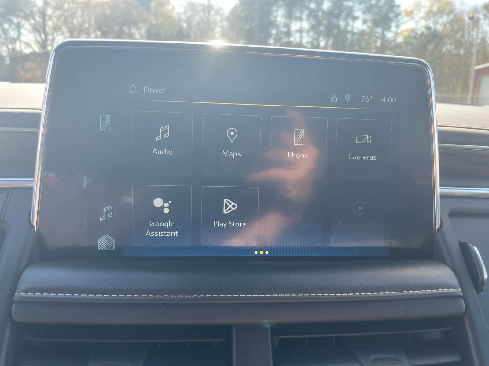 Used 2023 Chevrolet Suburban Premier image 21