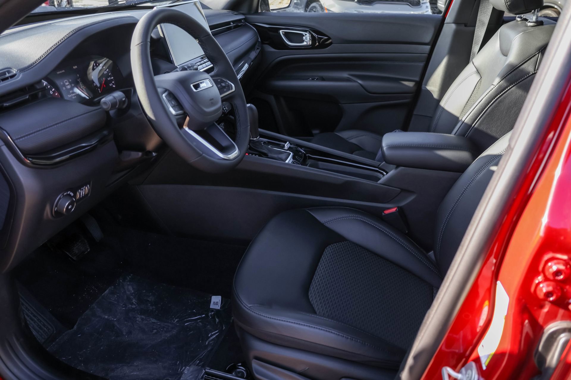 New 2026 Jeep Compass Latitude image 6