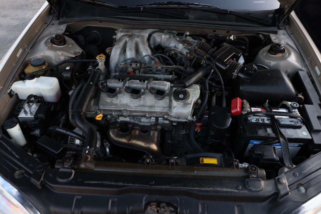 Used 2000 Lexus ES 330 image 40