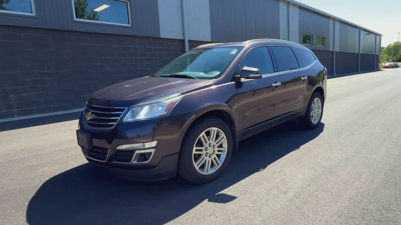 Used 2015 Chevrolet Traverse LT w/ Style and Technology Package FWD image 4