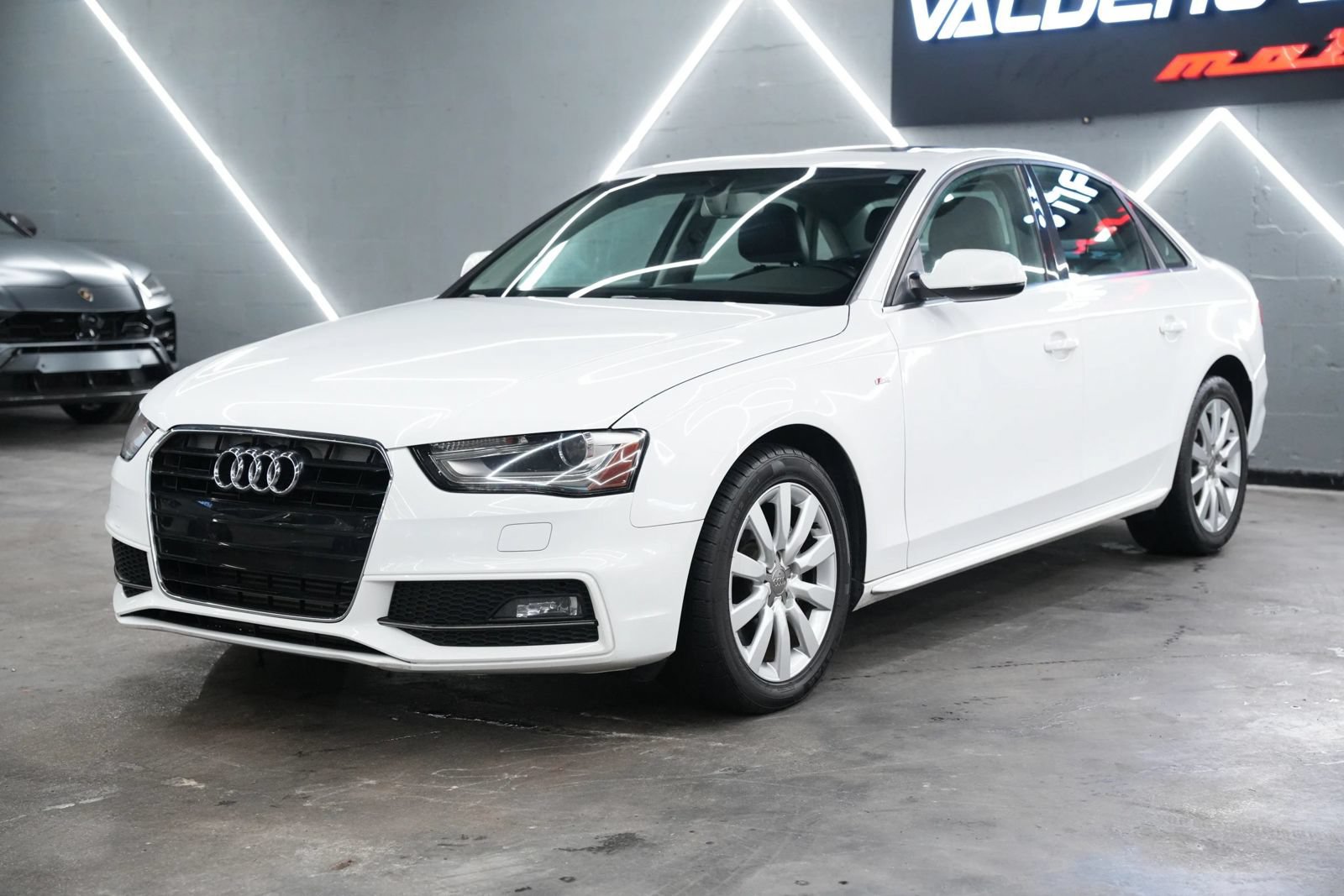 Used 2015 Audi A4 2.0T Premium FWD image 9