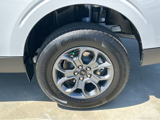 New 2026 Ford Maverick XLT w/ XLT Luxury Package FWD image 39