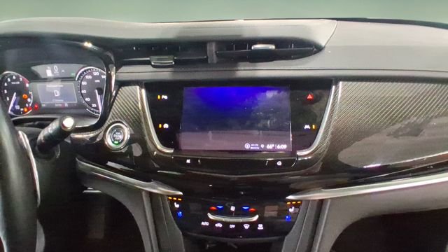 Used 2024 Cadillac XT6 Sport w/ LPO, Onyx Lite Package image 11