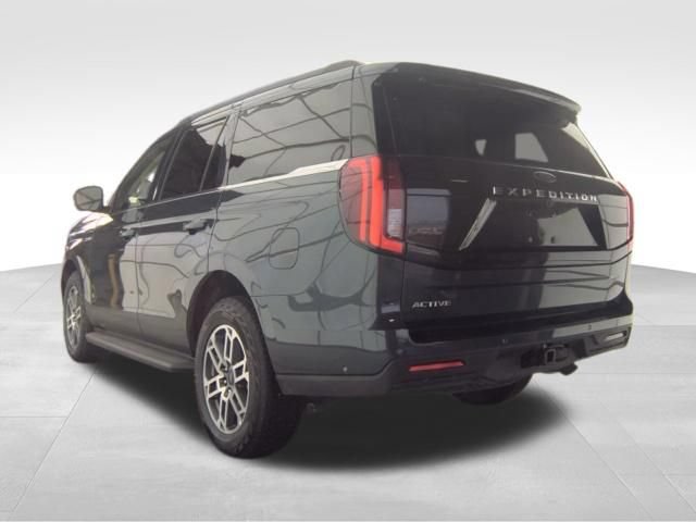 Used 2025 Ford Expedition Active AWD/4WD image 7