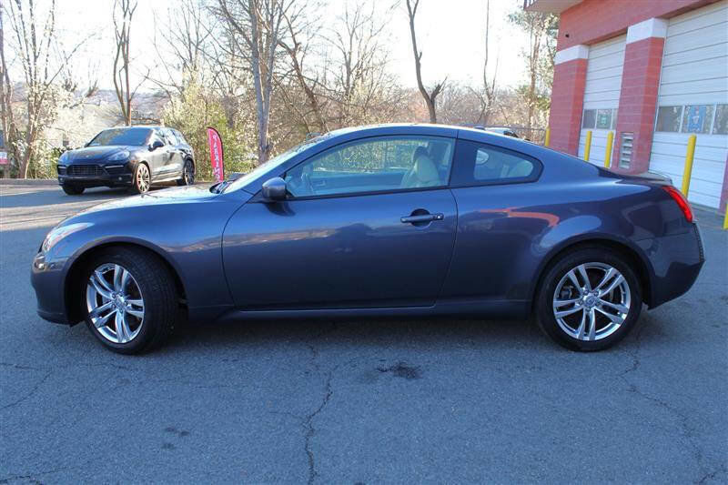 Used 2009 INFINITI G37 x Coupe w/ Premium Pkg image 2