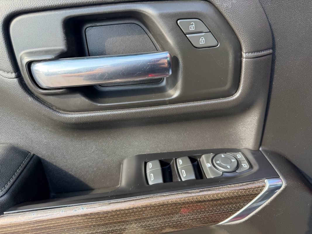 Used 2019 Chevrolet Silverado 1500 RST w/ All-Star Edition AWD/4WD image 10