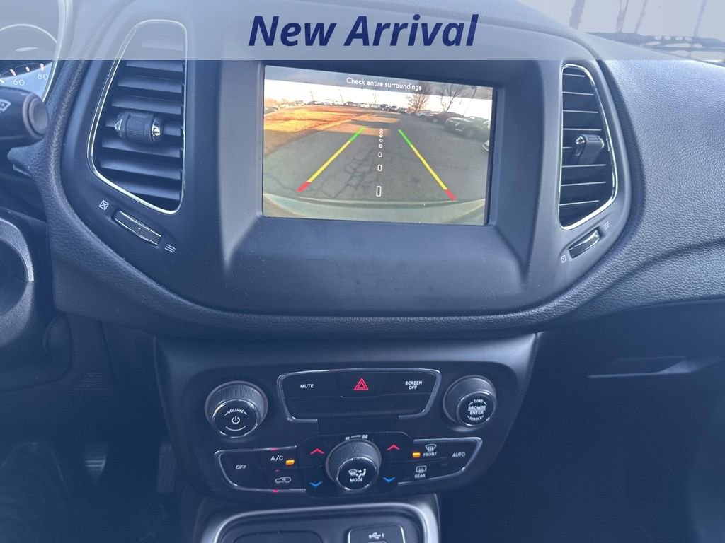 Used 2019 Jeep Compass Latitude w/ Popular Equipment Group image 11