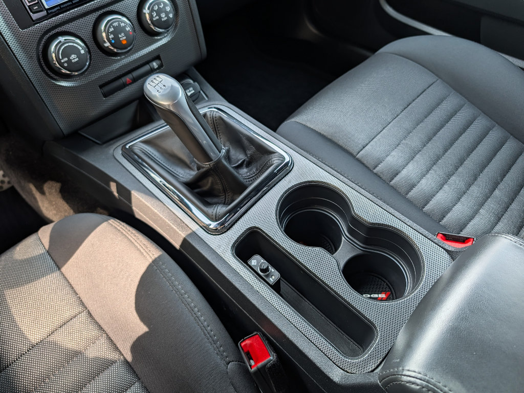 Used 2014 Dodge Challenger R/T RWD image 18