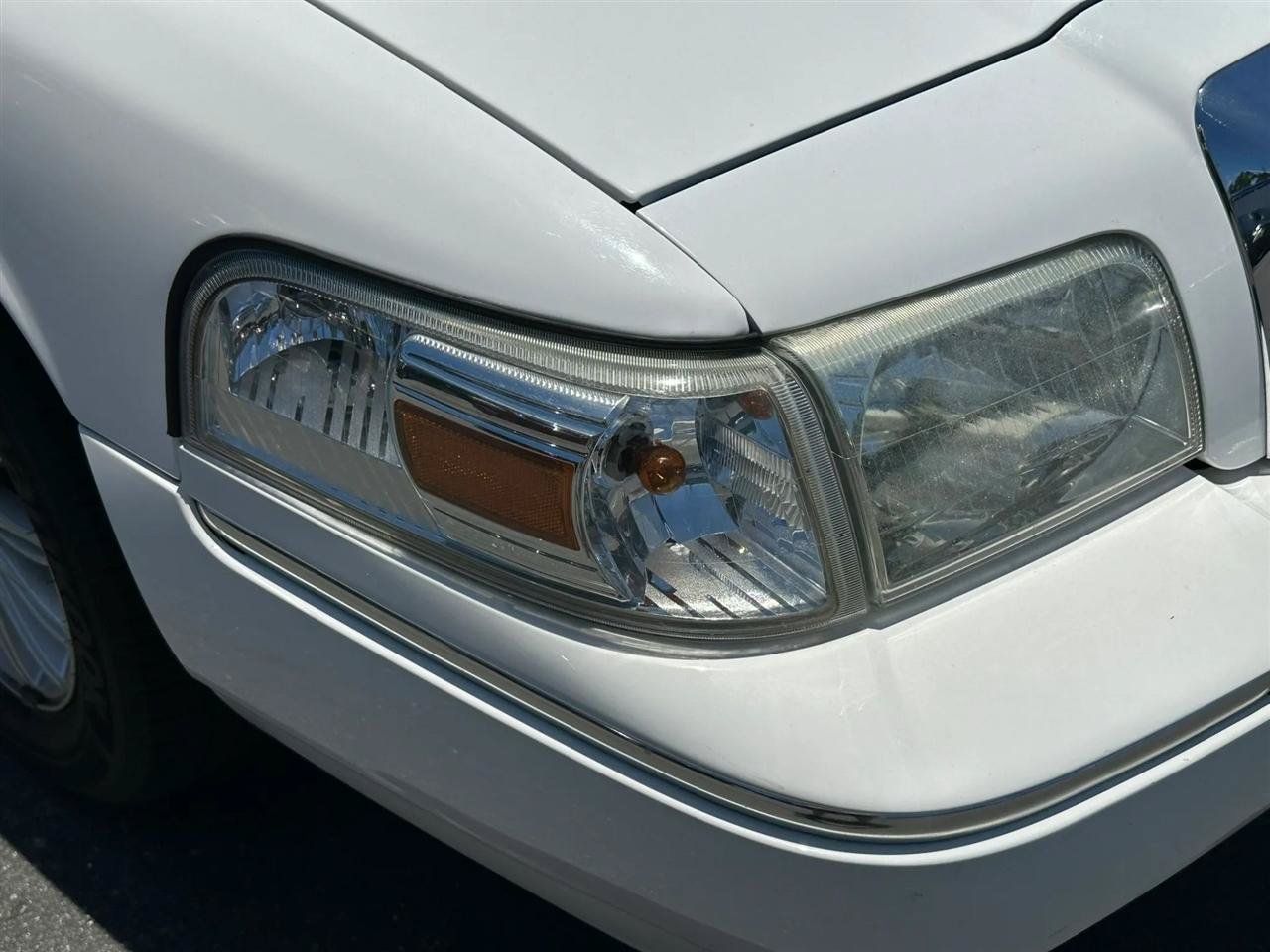 Used 2011 Mercury Grand Marquis LS RWD image 58