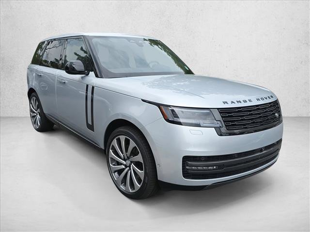 New 2025 Land Rover Range Rover SE image 3