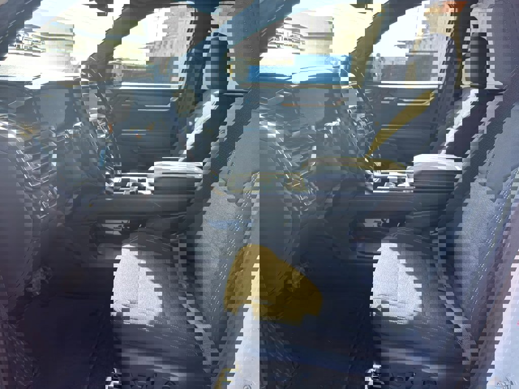 Used 2025 GMC Acadia Elevation image 13