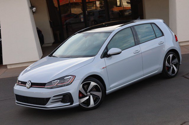 Used 2020 Volkswagen GTI SE FWD image 4