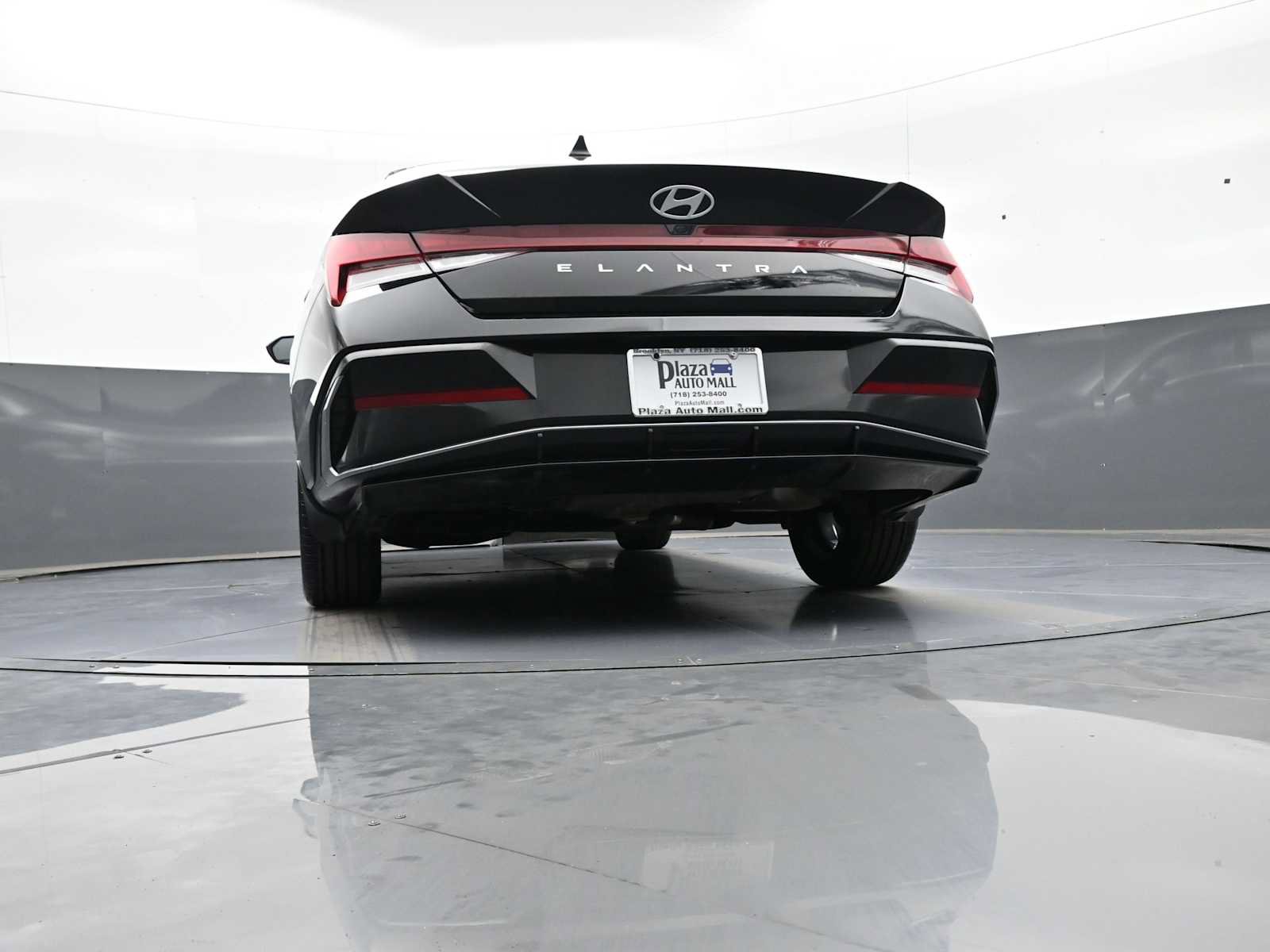 Certified 2024 Hyundai Elantra SEL w/ Convenience Package FWD image 42
