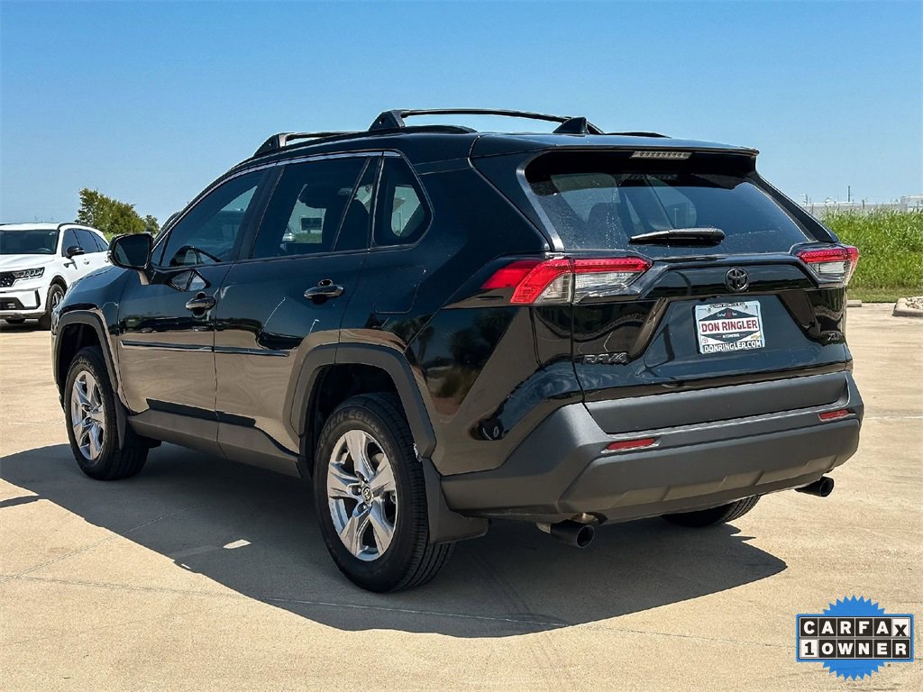 Used 2025 Toyota RAV4 XLE image 5