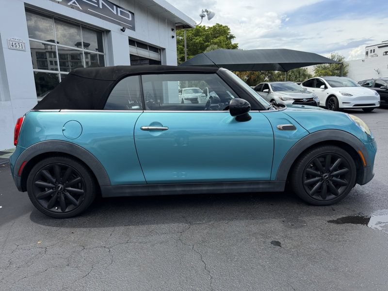 Used 2017 MINI Cooper Convertible FWD image 5