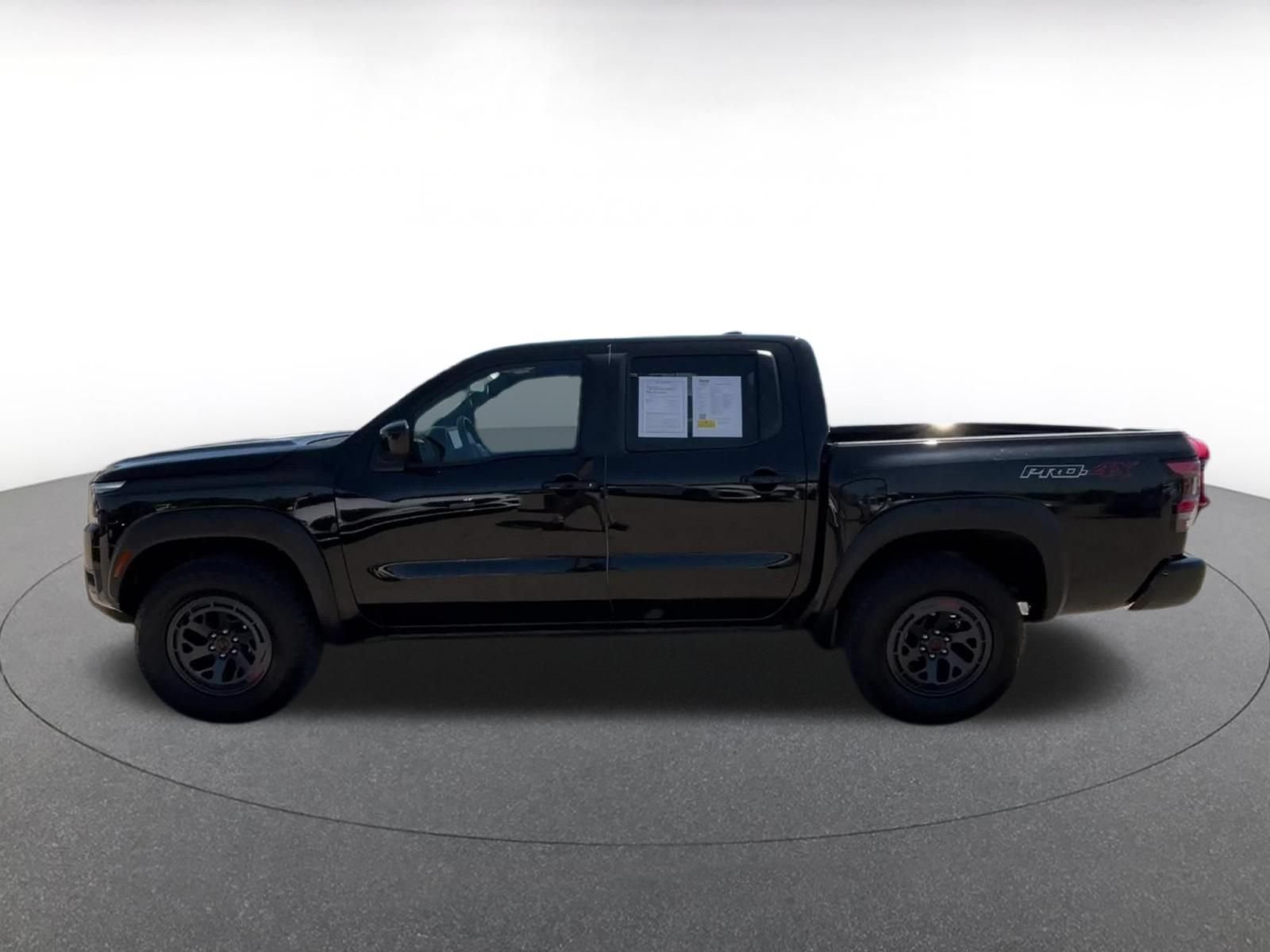 Used 2026 Nissan Frontier PRO-4X AWD/4WD image 9