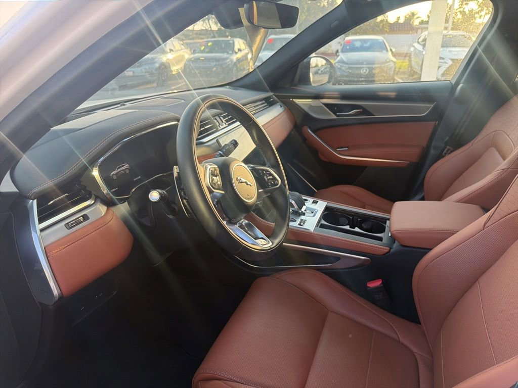 Used 2026 Jaguar F-PACE R-Dynamic S AWD/4WD image 6