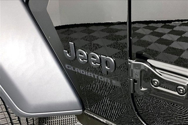 New 2026 Jeep Gladiator Sport image 10