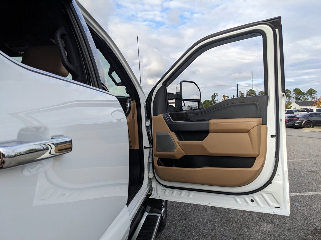 Used 2023 Ford F250 Lariat w/ Chrome Package image 64