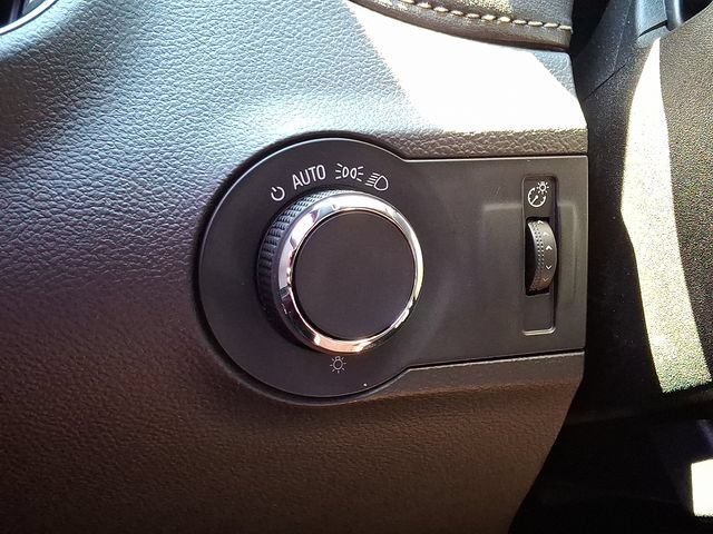 Used 2014 Chevrolet Camaro LS RWD image 18