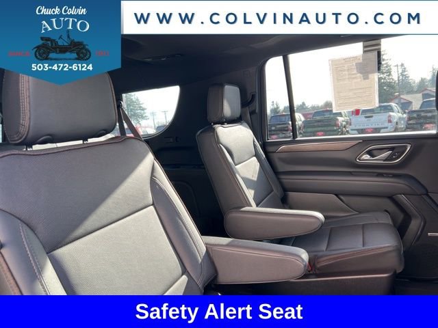 Used 2022 Chevrolet Suburban High Country w/ Premium Package 2 AWD/4WD image 33