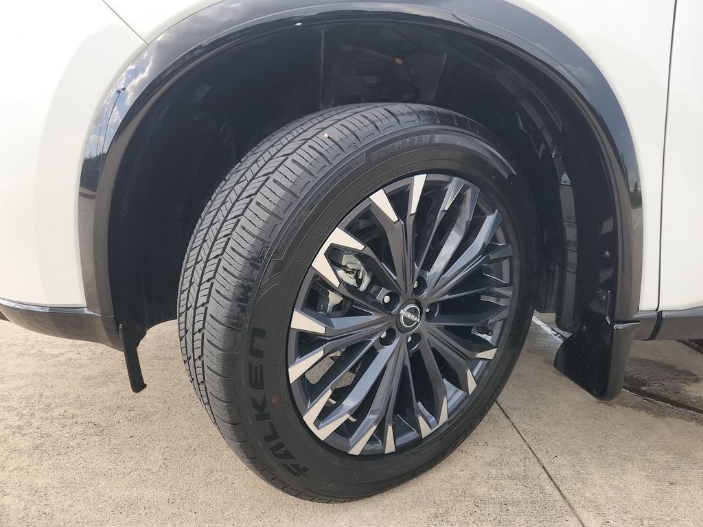 Certified 2024 Nissan Rogue Platinum w/ Platinum Premium Package FWD image 34